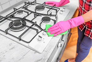 When Is the Right Time to Clean Gas Stove Burners?